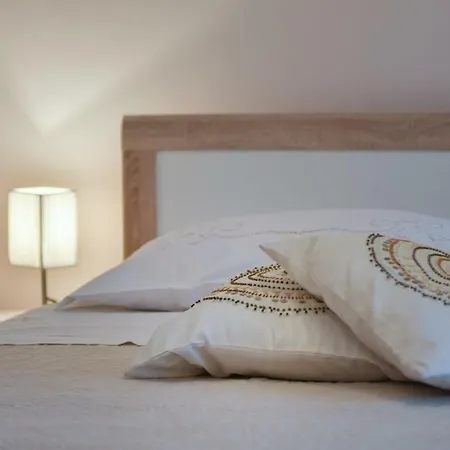 Neyra Apartmán *
